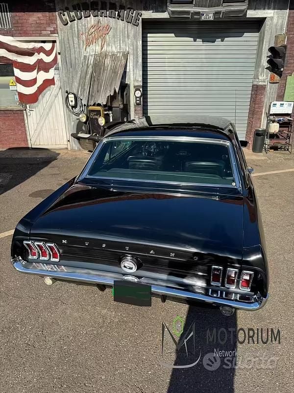 Usata Ford Mustang 224 CV (164 kW) 1960 Nero Berlina