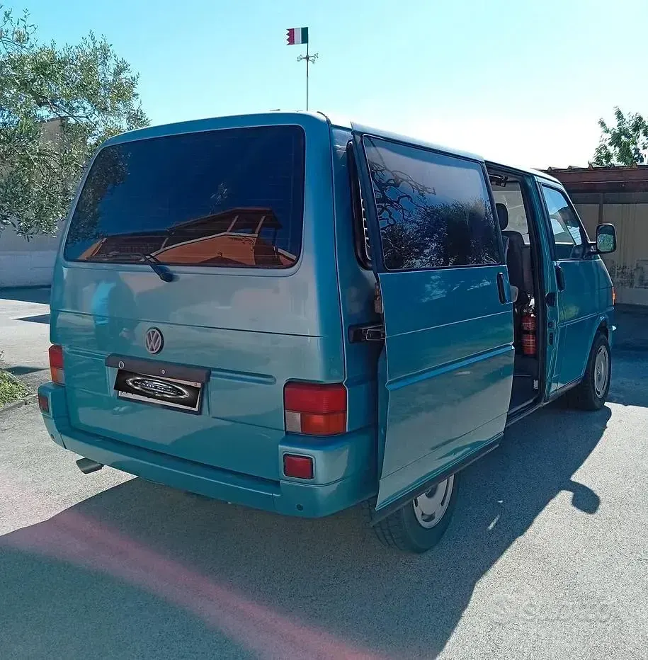 Usata VW T4 68 CV (50 kW) 1994 Blu Furgone