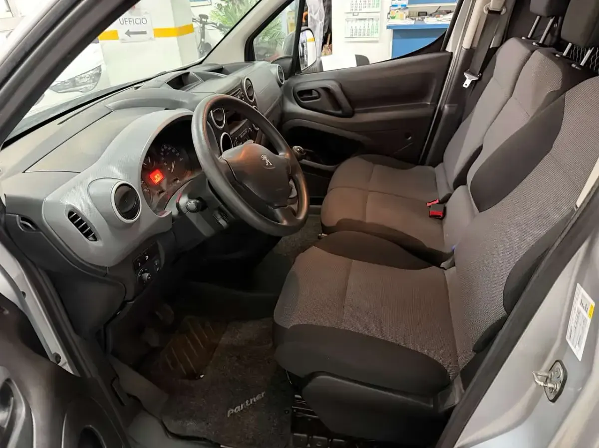 Usata Peugeot TePee 99 CV (72 kW) 2017 Grigio Station wagon