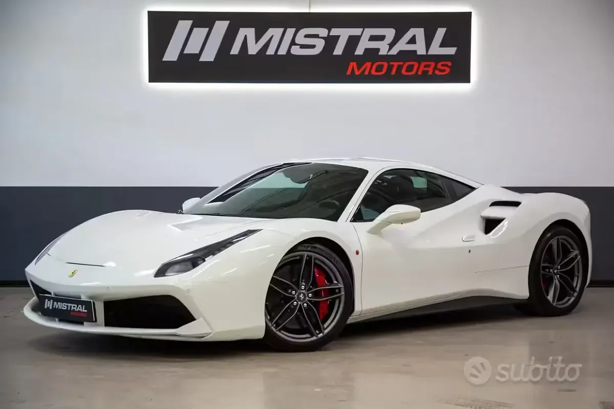 Usata Ferrari 488 670 CV (492 kW) 2016 Coupé