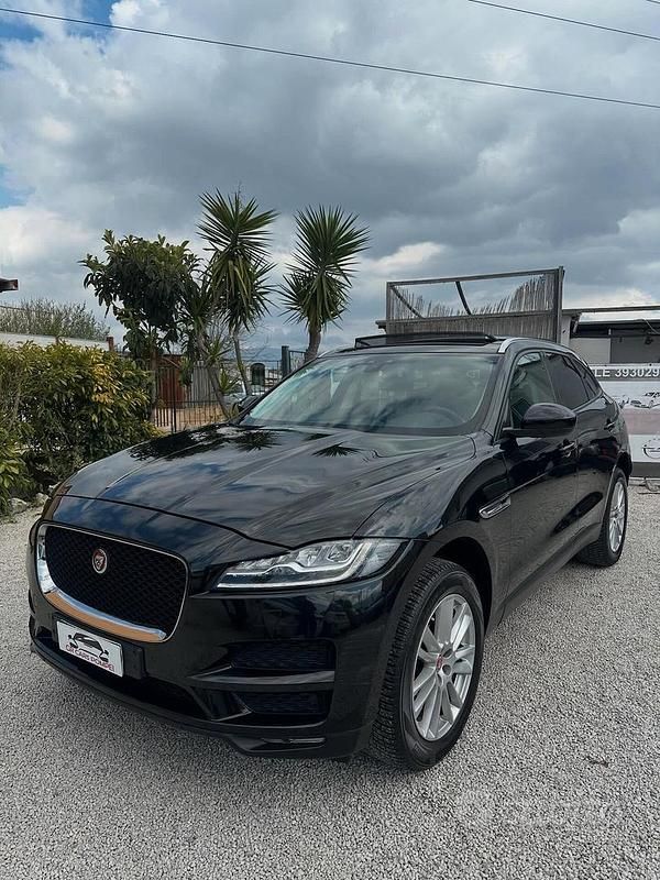 Usata Jaguar F-Pace Portfolio 180 CV (132 kW) 2019 Nero SUV