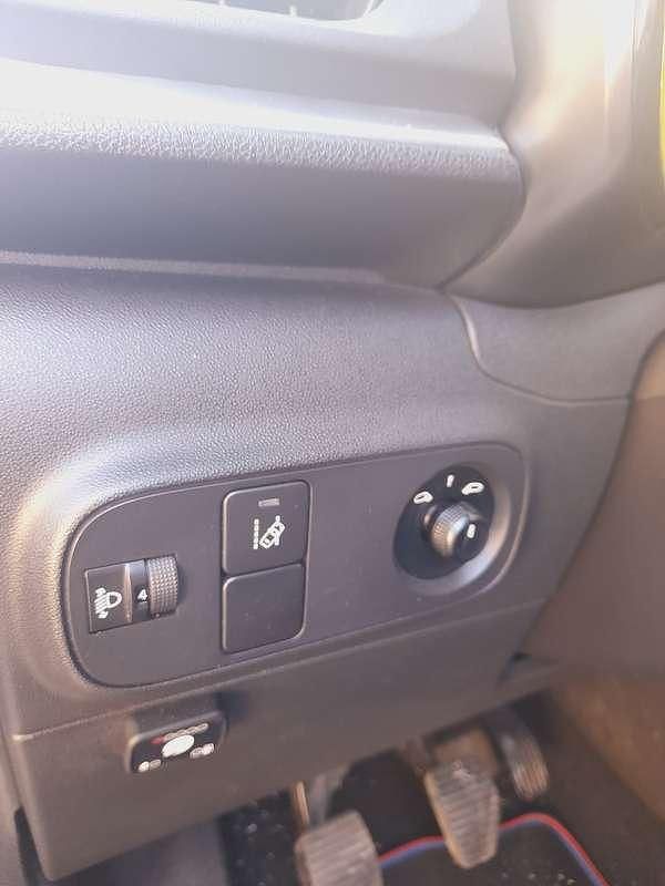 Usata Citroën C3 Feel 82 CV (60 kW) 2017 Grigio Utilitaria