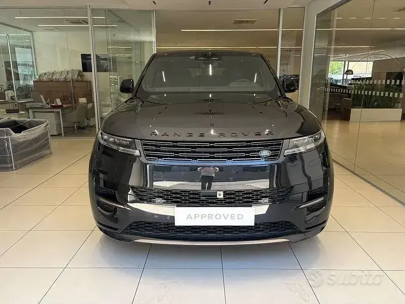 Usata Land Rover Range Rover Sport SE Dynamic 249 CV (183 kW) 2025 Nero SUV