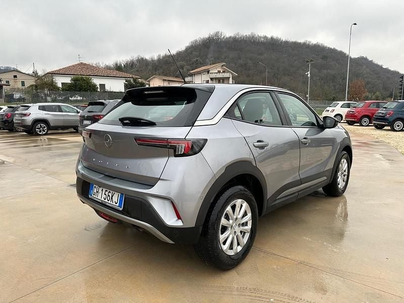 Usata Opel Mokka Elegance 101 CV (74 kW) 2022 Argento SUV