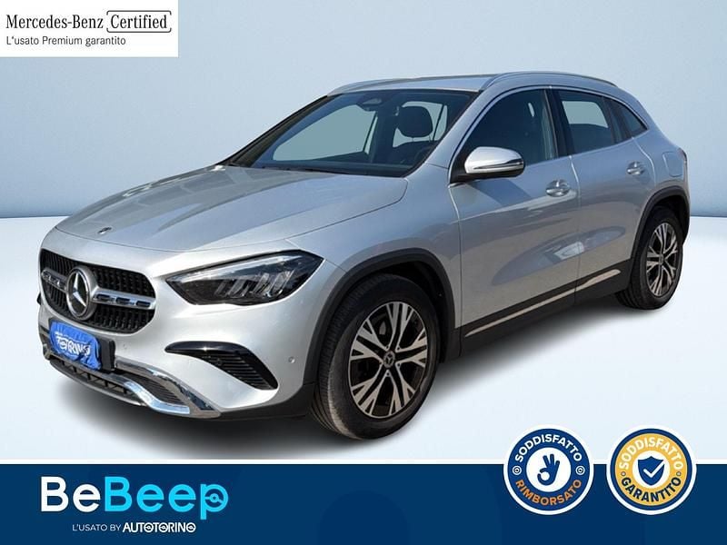 Usata Mercedes GLA180 Advanced Plus 116 CV (85 kW) 2023 Argento metallizzato SUV