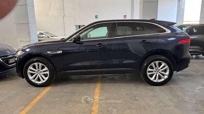 Usata Jaguar F-Pace Portfolio 179 CV (131 kW) 2016 Blu scuro SUV