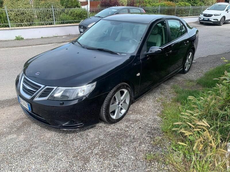 Nero Usata 2008 Saab 9-3 Vector Tre volumi | 6500 € - Immagine 1/4