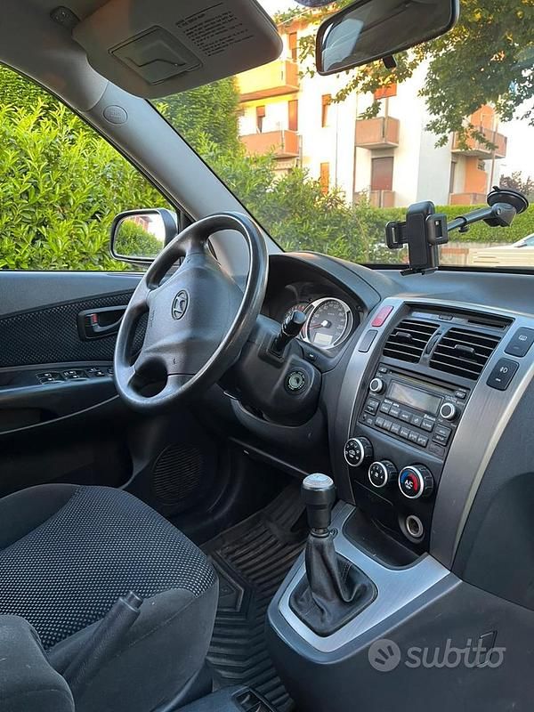 Usata Hyundai Tucson Active 141 CV (103 kW) 2010 SUV