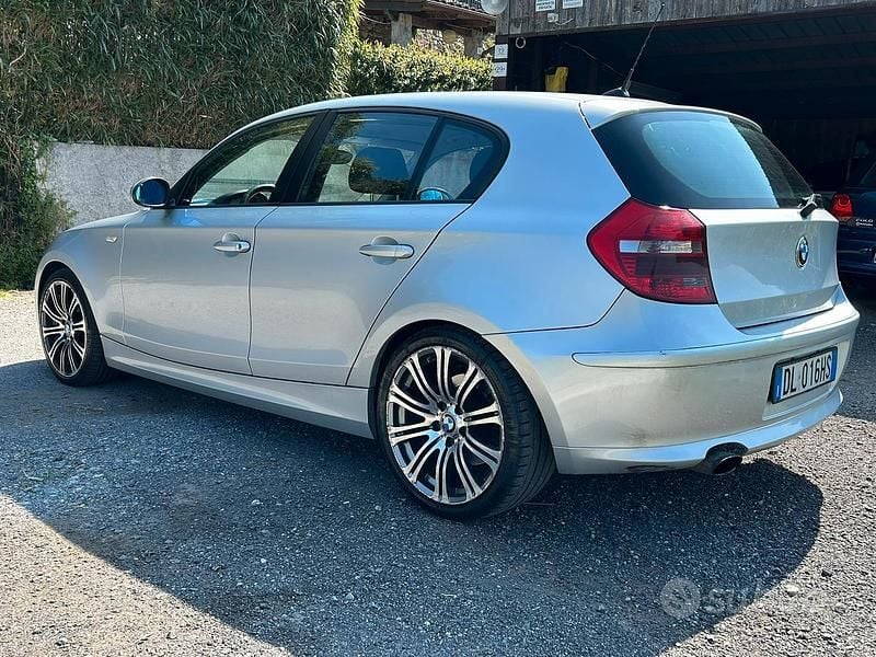 Usata BMW 120 177 CV (130 kW) 2007 Grigio Utilitaria