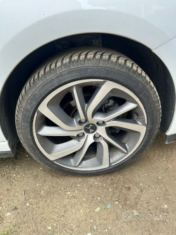 Usata DS Automobiles DS3 Sport Chic 92 CV (67 kW) 2017 Bianco Monovolume