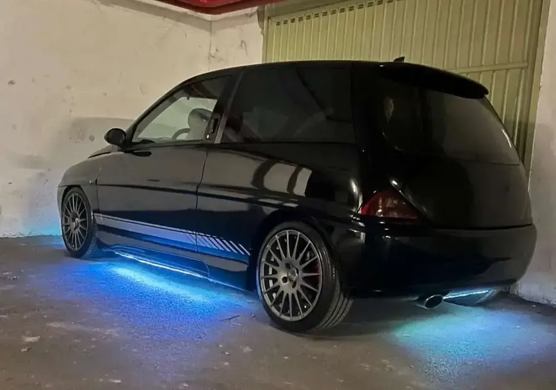 Usata Lancia 2000 80 CV (58 kW) 2003 Nero Berlina