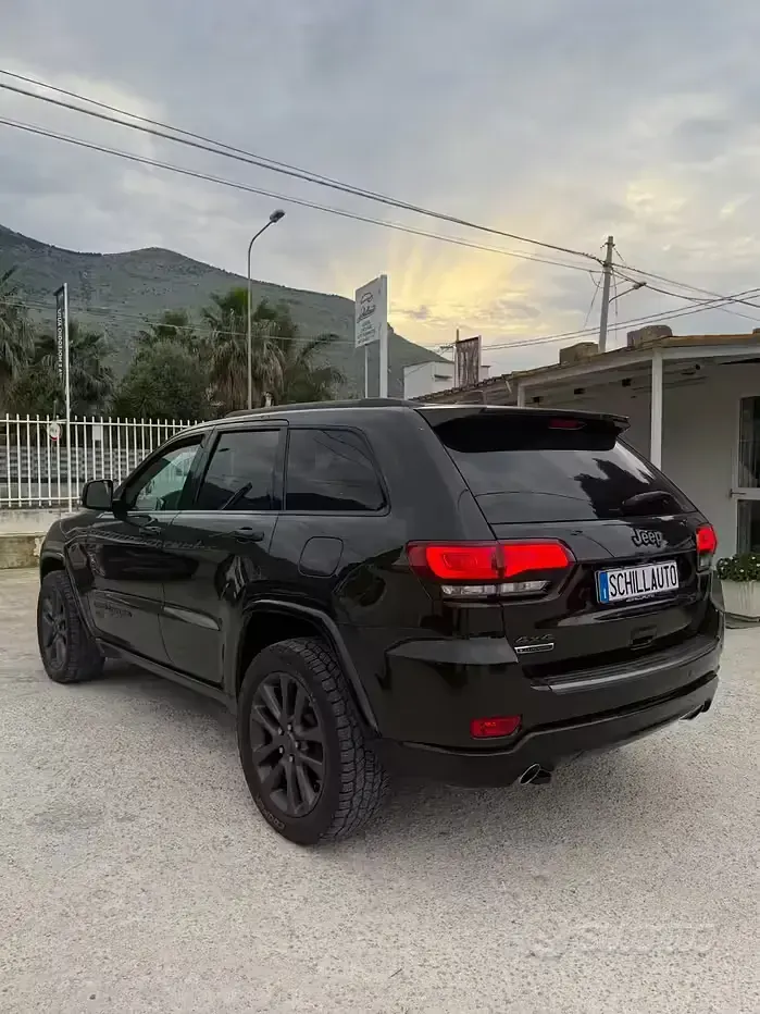 Usata Jeep Grand Cherokee Limited 250 CV (183 kW) 2016 Verde SUV