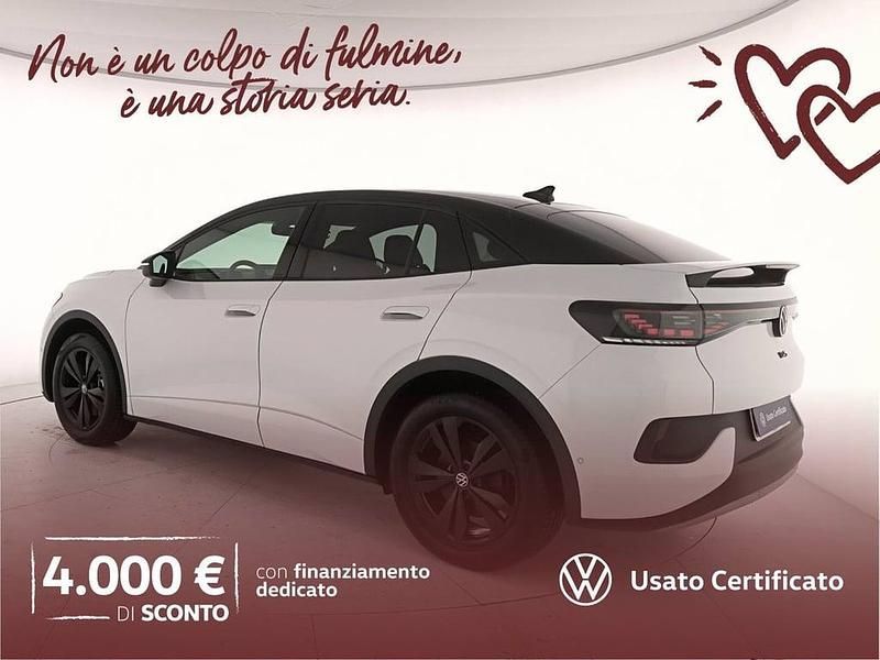 Nuova VW ID.5 Pro 210 kW (286 CV) 2026 Glacier white metallizzato nero SUV