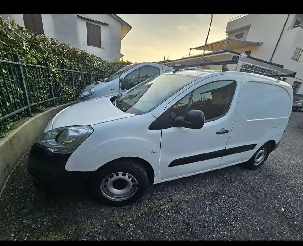 Usata Peugeot TePee 101 CV (74 kW) 2017 Bianco Furgone