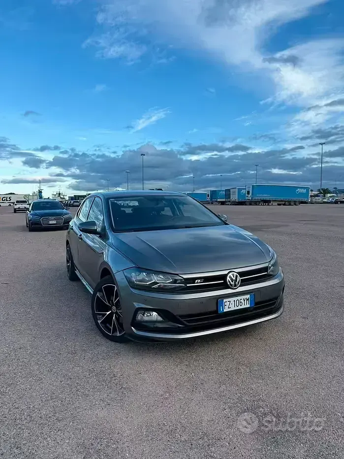 Usata VW Polo 95 CV (69 kW) 2020 Grigio Utilitaria