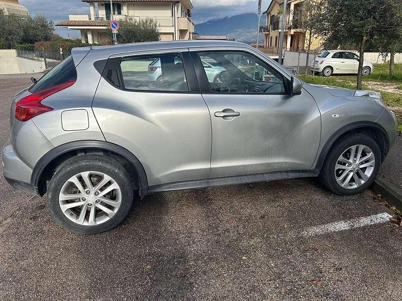 Usata Nissan Juke Acenta 110 CV (80 kW) 2014 Argento SUV