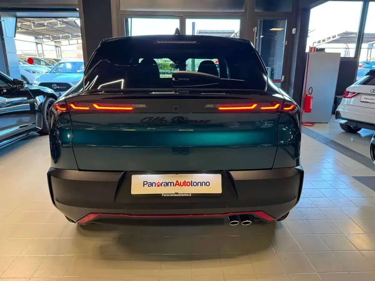 Nuova Alfa Romeo GT Junior Edizione Speciale 145 CV (106 kW) 2026 Blu/azzurro SUV