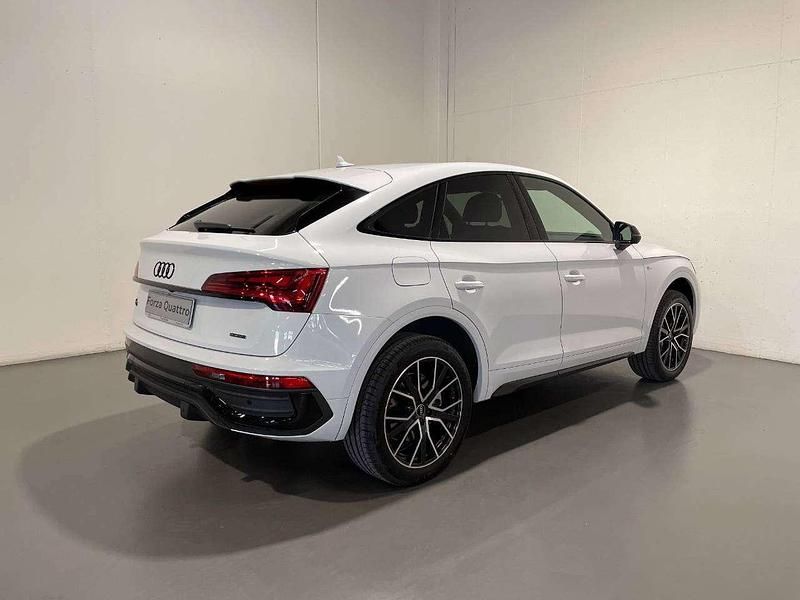 Usata Audi Q5 Sportback S-line plus 265 CV (194 kW) 2024 Bianco ghiaccio metallizzato SUV