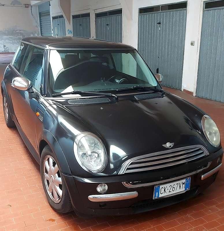 Usata Mini One D 75 CV (55 kW) 2004 Nero Utilitaria