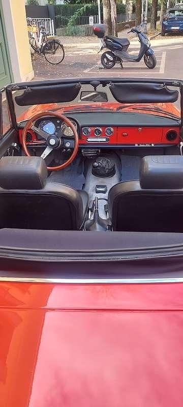 Usata Alfa Romeo Spider 94 CV (69 kW) 1976 Rosso Cabrio