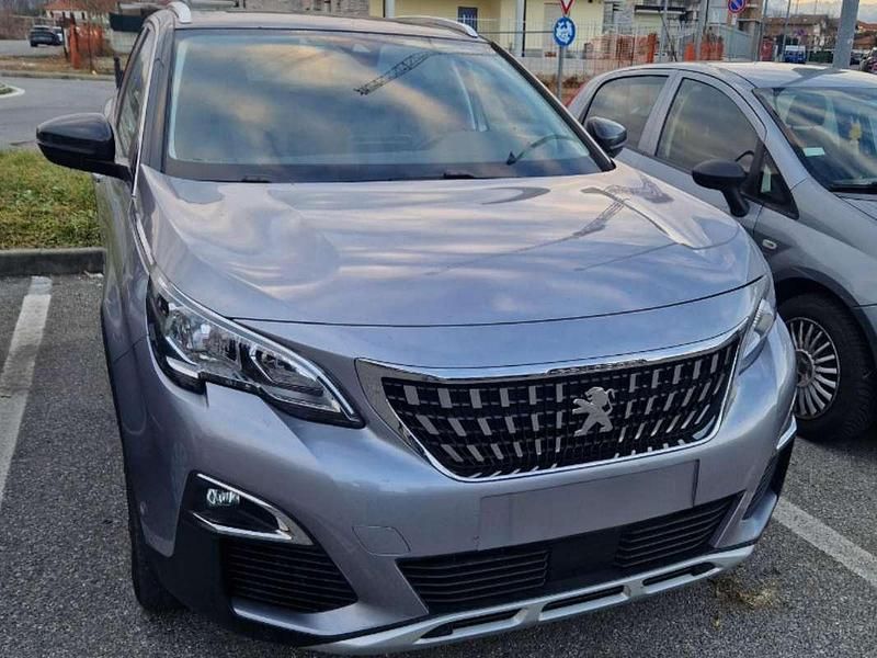 Usata Peugeot 3008 Allure 131 CV (96 kW) 2018 Argento SUV