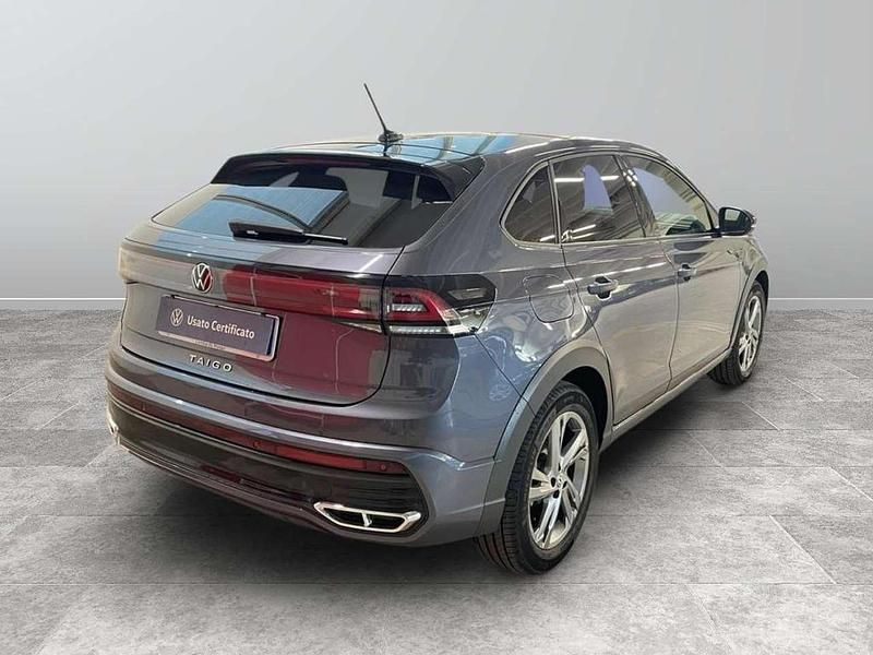 Usata VW Taigo R-line 110 CV (80 kW) 2023 Smoky grey metallizzato nero SUV