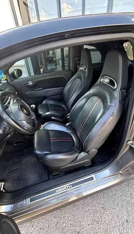Usata Abarth 595 Custom 135 CV (99 kW) 2015 Nero Utilitaria