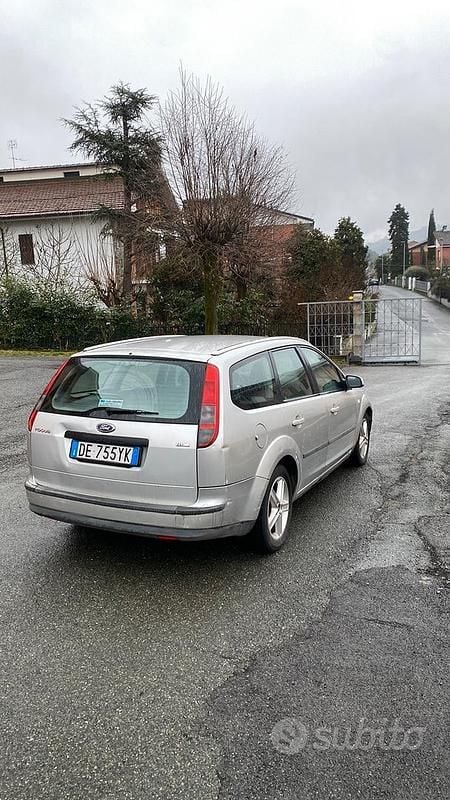 Usata Ford Focus 2007 Grigio Station wagon