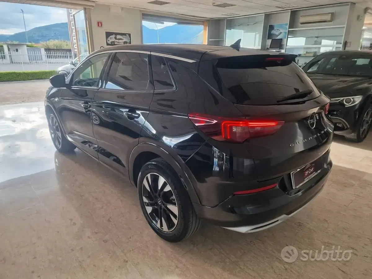 Usata Opel Grandland X 131 CV (96 kW) 2022 Nero SUV