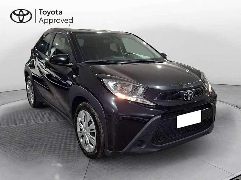 Usata Toyota Aygo X Active 72 CV (52 kW) 2023 Nero SUV