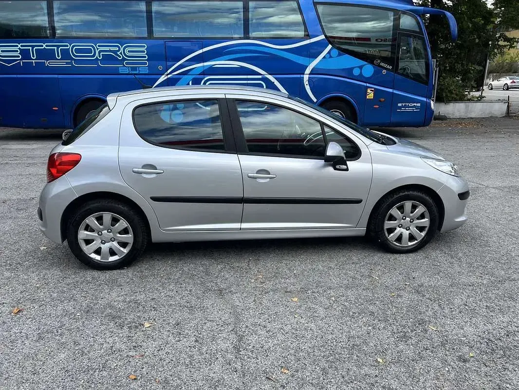 Usata Peugeot 207 68 CV (50 kW) 2007 Berlina