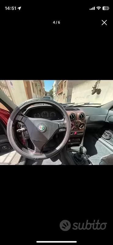 Second-hand Alfa Romeo 146 103 CP (75 kW) 2000 Hatchback