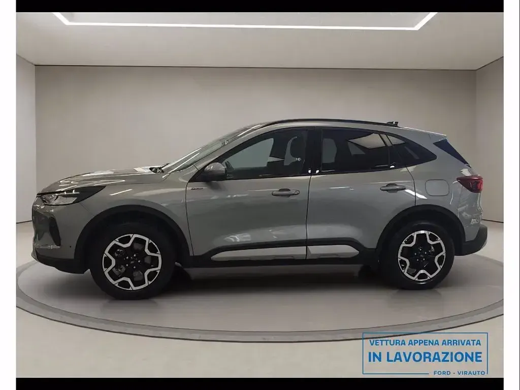 Usata Ford Kuga Active 180 CV (132 kW) 2024 Solar silver SUV