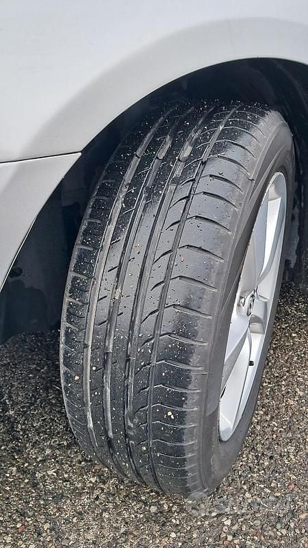 Usata Mazda 3 105 CV (77 kW) 2005 Grigio Berlina