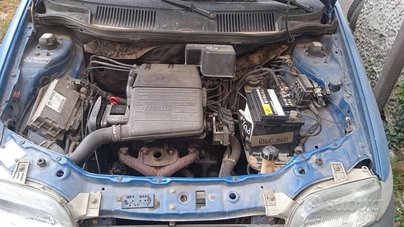 Usata Fiat Punto 54 CV (39 kW) 1997 Blu Utilitaria