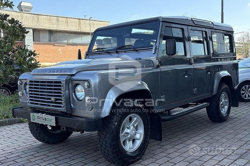Usata Land Rover Defender SE 122 CV (89 kW) 2009 Grigio Station wagon