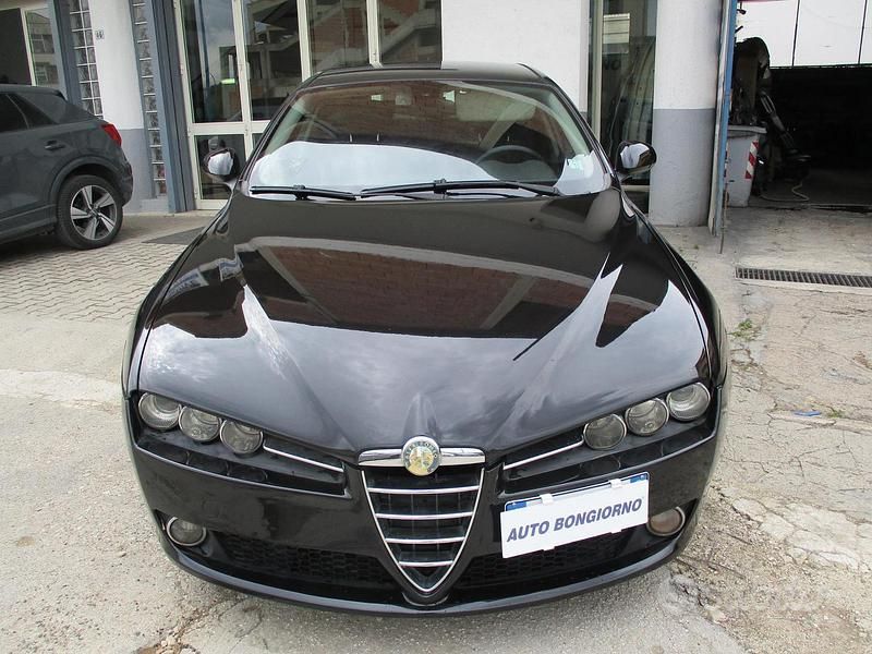 Begagnad Alfa Romeo 159 Progression 170 HK (125 kW) 2010 Grå Kombi