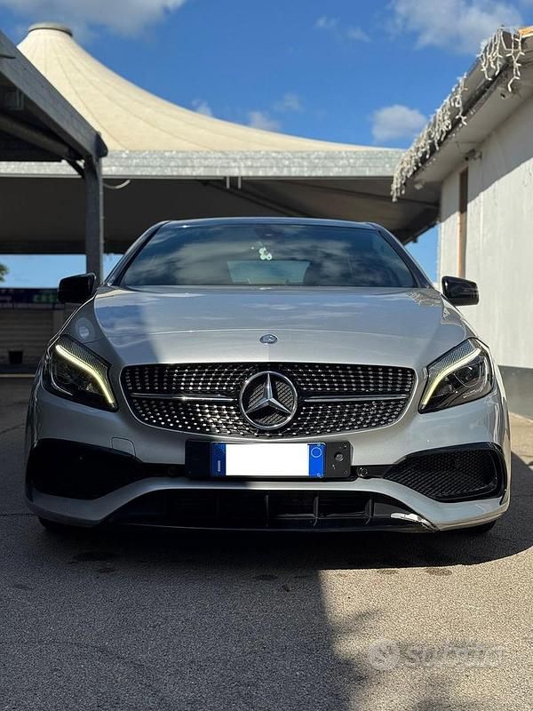 Usata Mercedes A180 AMG 109 CV (80 kW) 2016 Grigio Berlina