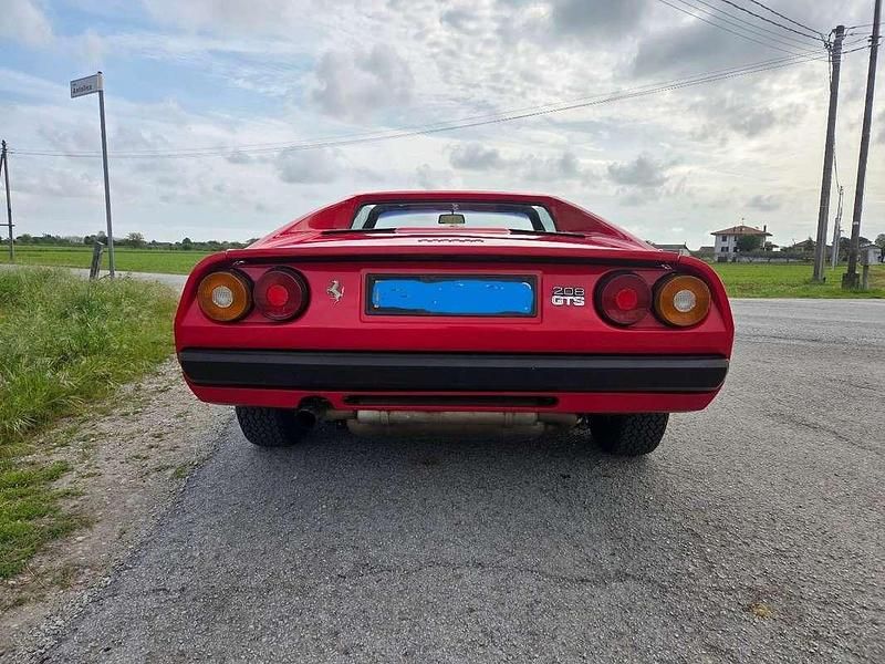 Usata Ferrari 208 155 CV (114 kW) 1980 Rosso Coupé