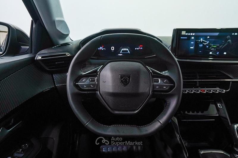 Usata Peugeot 208 Allure 102 CV (75 kW) 2025 Argento Utilitaria