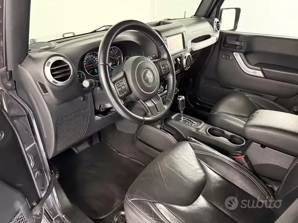 Usata Jeep Wrangler Unlimited Sahara 200 CV (147 kW) 2017 Antracite SUV