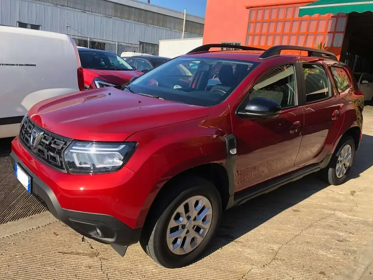 Usata Dacia Duster Comfort 101 CV (74 kW) 2022 Rosso SUV
