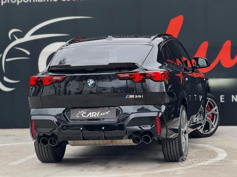 Usata BMW X2 M Sport 300 CV (220 kW) 2024 Black sapphire metallizzato SUV