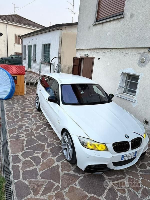 Usata BMW 320 M Performance 184 CV (135 kW) 2010 Bianco Berlina