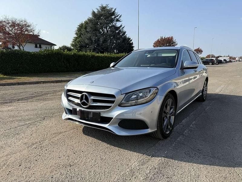 Usata 2014 Mercedes C220 Executive Station wagon | 7900 € (Buon prezzo) - Immagine 1/4