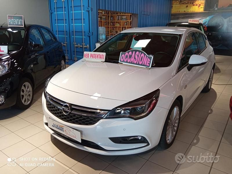 Usata Opel Astra 105 CV (77 kW) 2016 Bianco Berlina