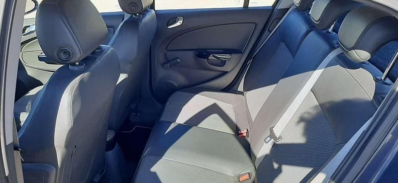 Usata Opel Corsa Cosmo 90 CV (66 kW) 2008 Grigio Berlina