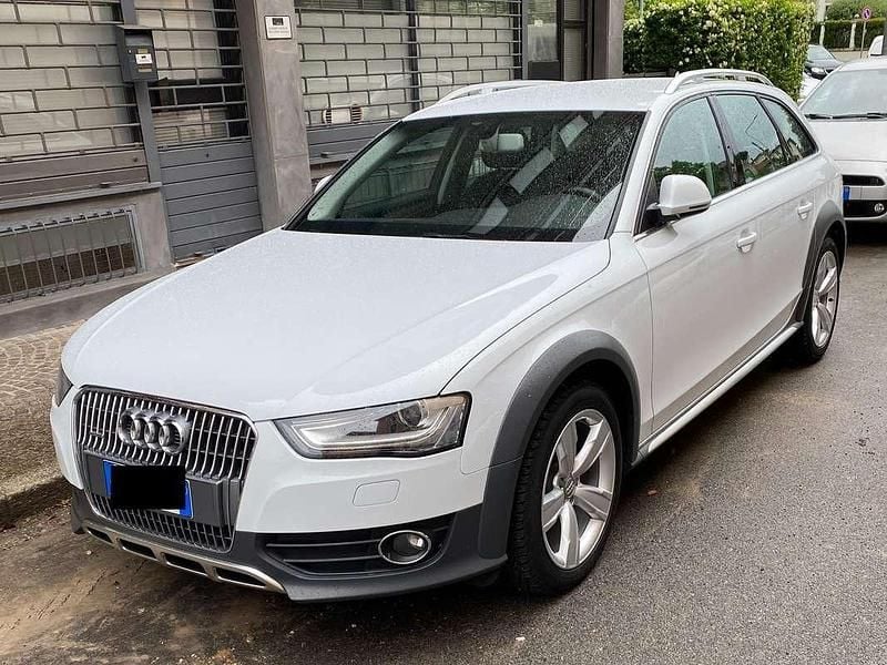 Usata Audi A4 Allroad Business 190 CV (139 kW) 2014 Bianco Station wagon