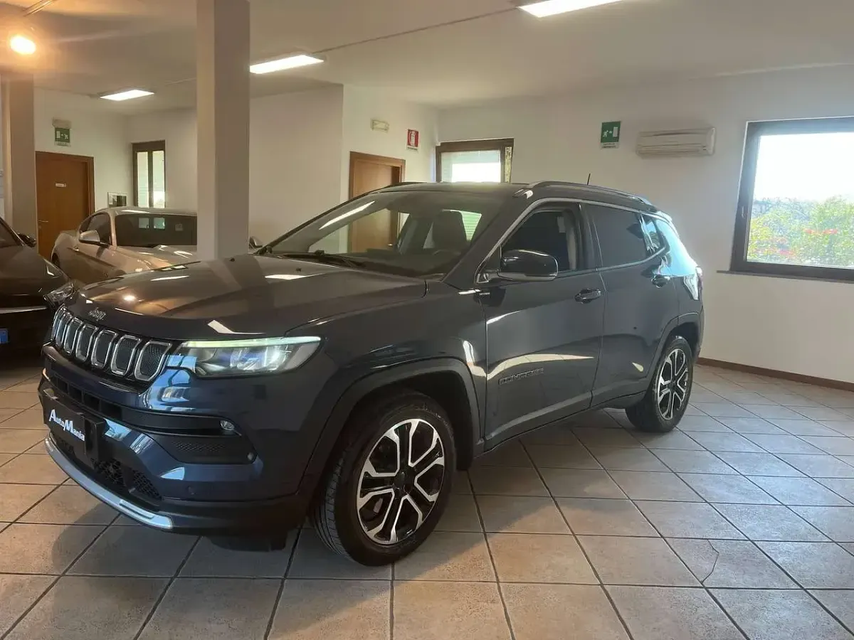 Usata Jeep Compass Limited 131 CV (96 kW) 2021 Blu shade SUV
