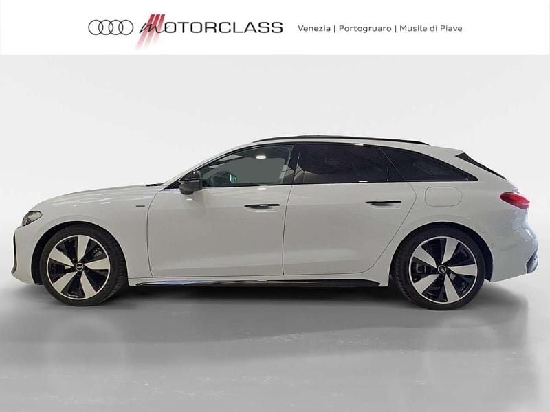 Usata Audi A5 S-Line 299 CV (219 kW) 2025 Bianco ghiacciaio metallizzato Station wagon